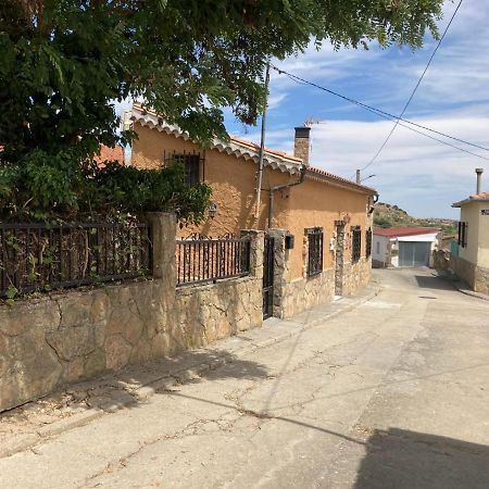 Casa Rural Neira Almenara de Tormes Εξωτερικό φωτογραφία